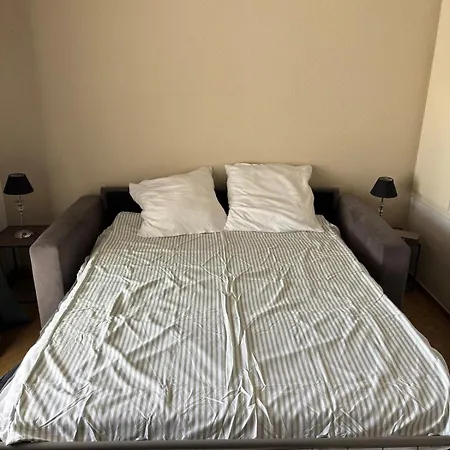 150m De La Conque Et Commerces 4p Agde